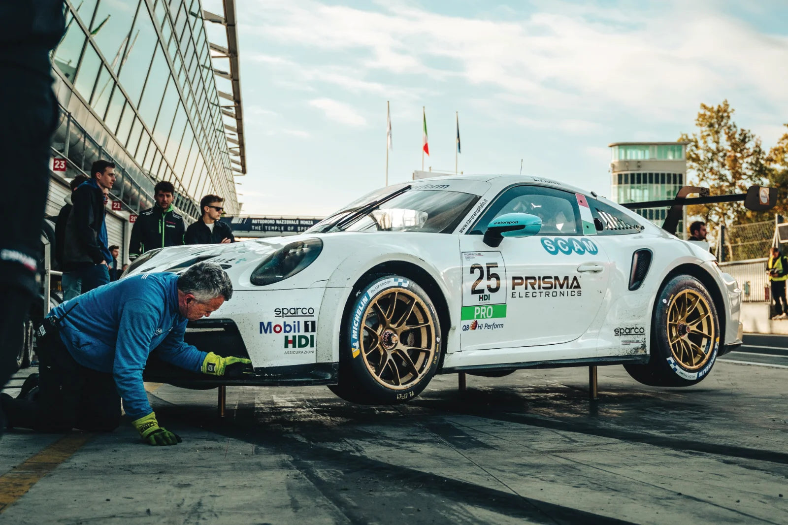 Prisma Electronics and Pisani Racing Partnership in the Carrera Cup.